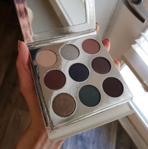 Kylie Cosmetics Original 2016 Holiday Palette